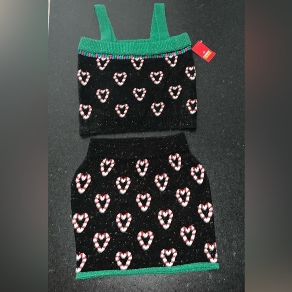 NEW CHRISTMAS CANDY CANE SKIRT & TANK SWEATER OUTFIT TANK SZ M SKIRT SZ S